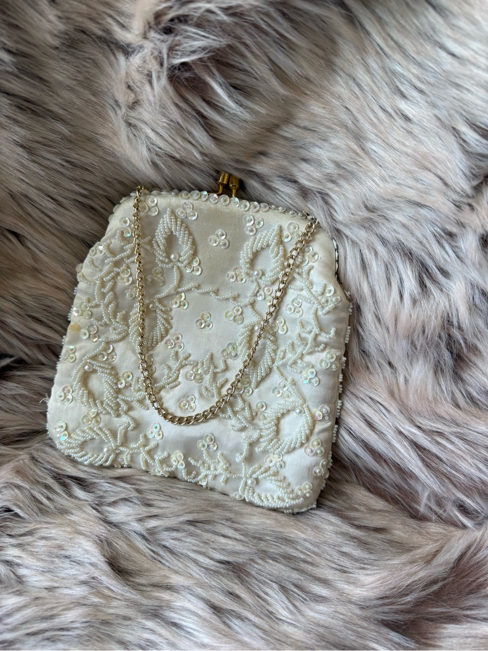 Vintage Elegant Ivory Sequined Beaded Evening Bag with Gold Chain